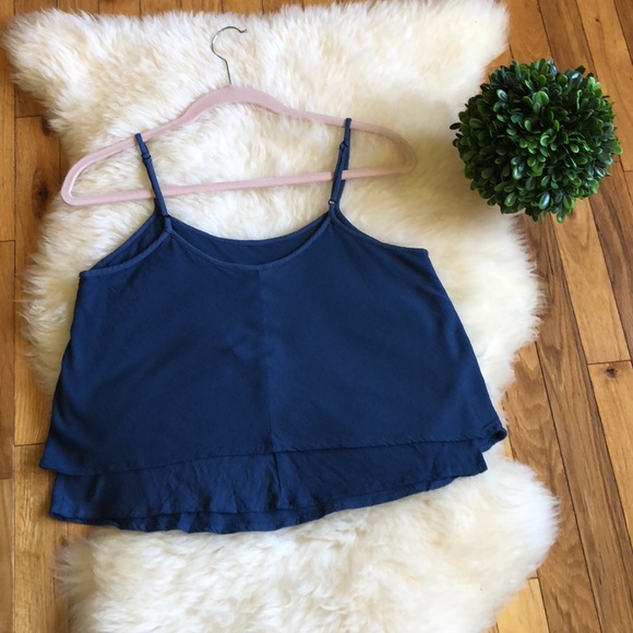 LULU’S blue ruffle copped tank. Size M - Picture 6 of 11